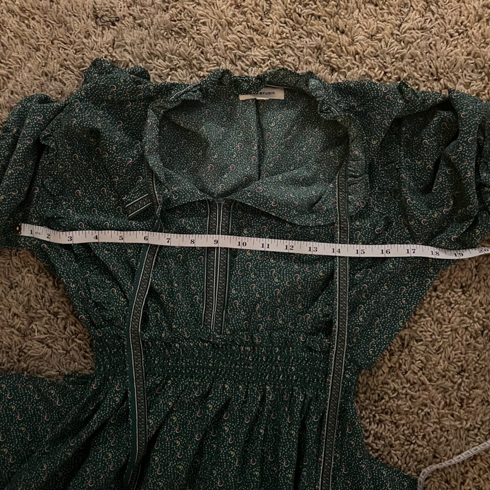 Max Studio | green country maxi dress with folky florals, size small - Picture 5 of 12
